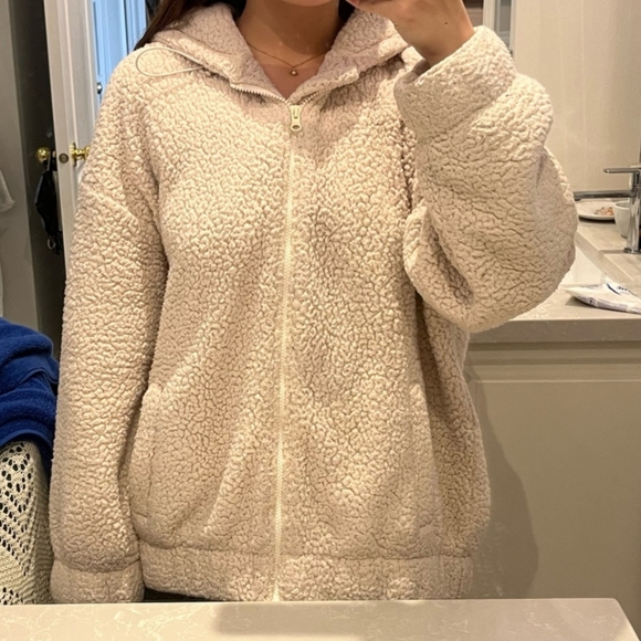 aerie Tops - AERIE COZY HOODIE
